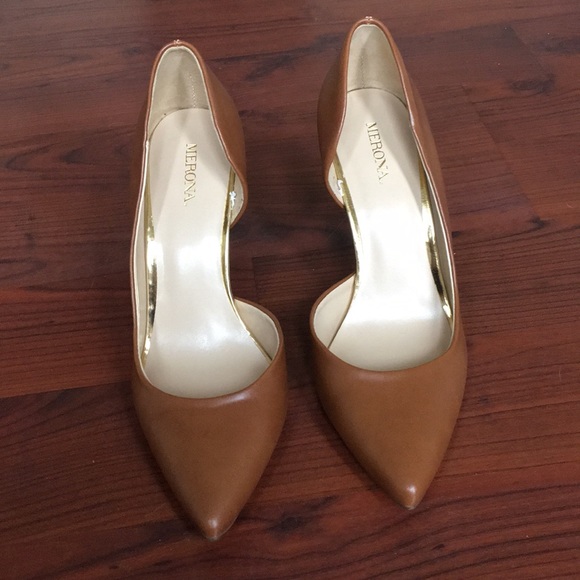 Merona Shoes - NWOT. Merona: Cognac heels